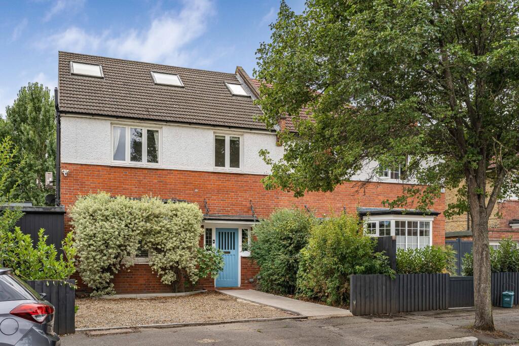 Main image of property: Lynton Road, London, W3