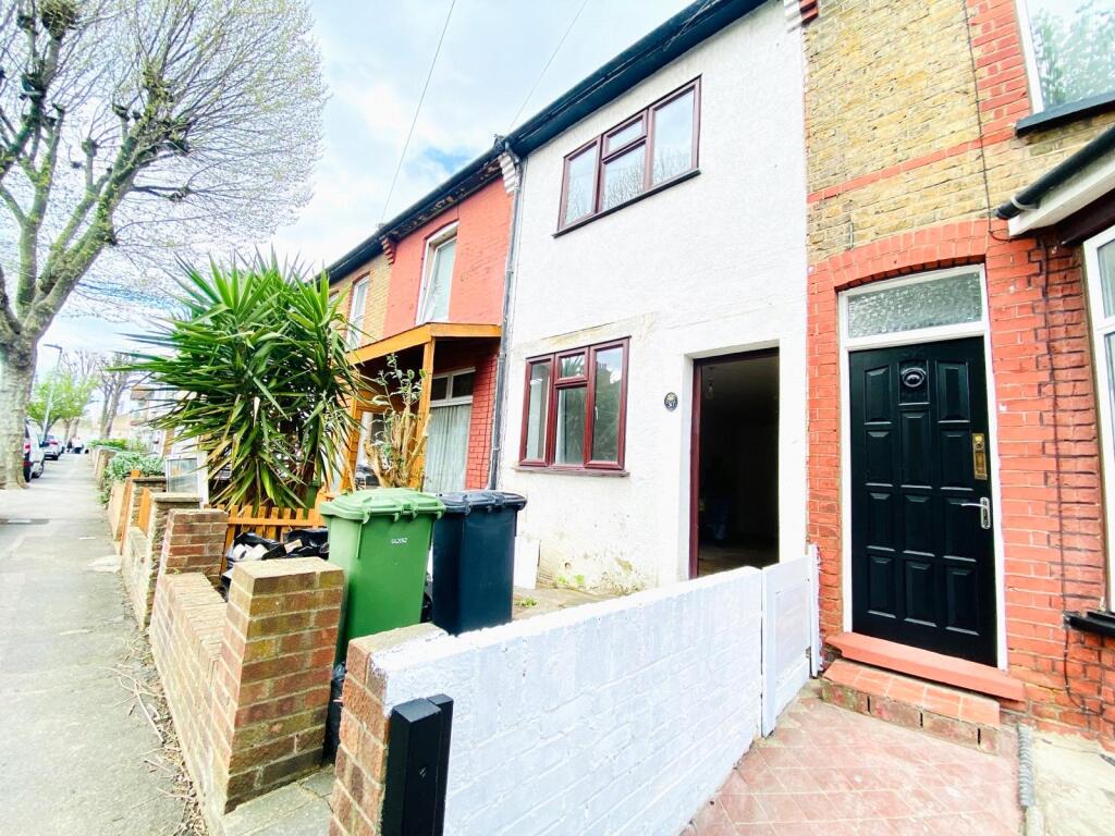 Main image of property: Wedderburn Road, Barking, IG11