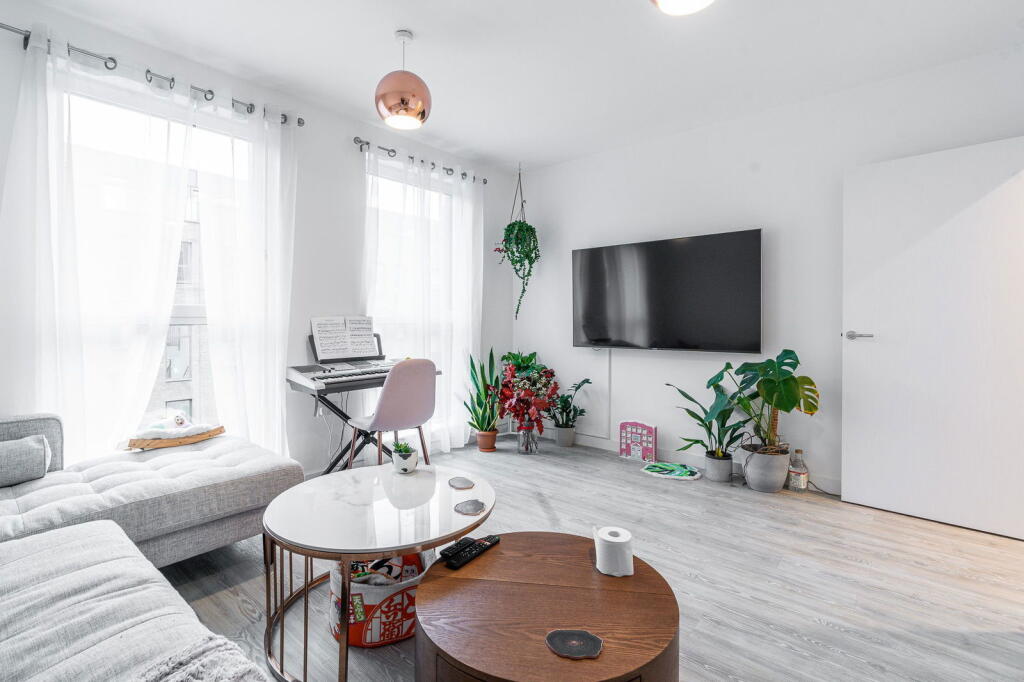 Main image of property: Cantwell House, Upton Gardens, London, E13