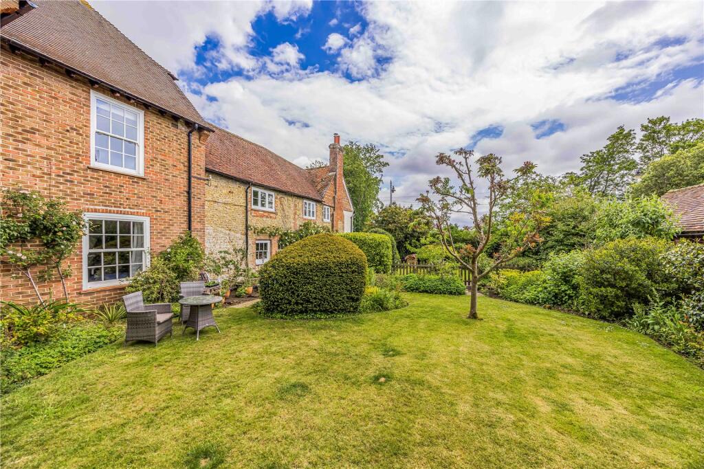 Main image of property: North Street, Midhurst, West Sussex, GU29