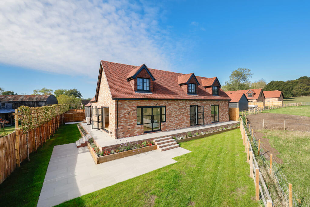Main image of property: Old Farm Close, Charlwood, Horley, Surrey, RH6