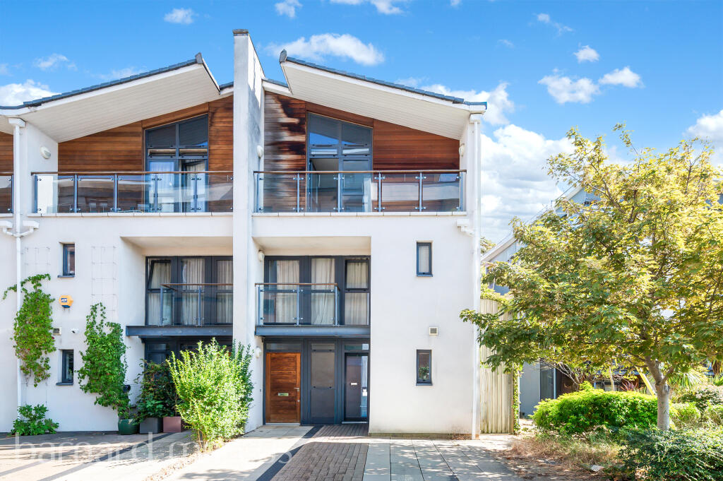 Main image of property: Scott Avenue, Putney, London