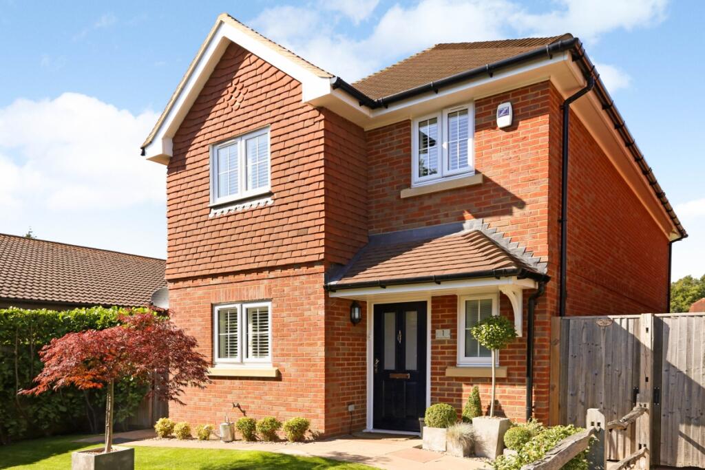 Main image of property: Princes Place, Four Marks, GU34