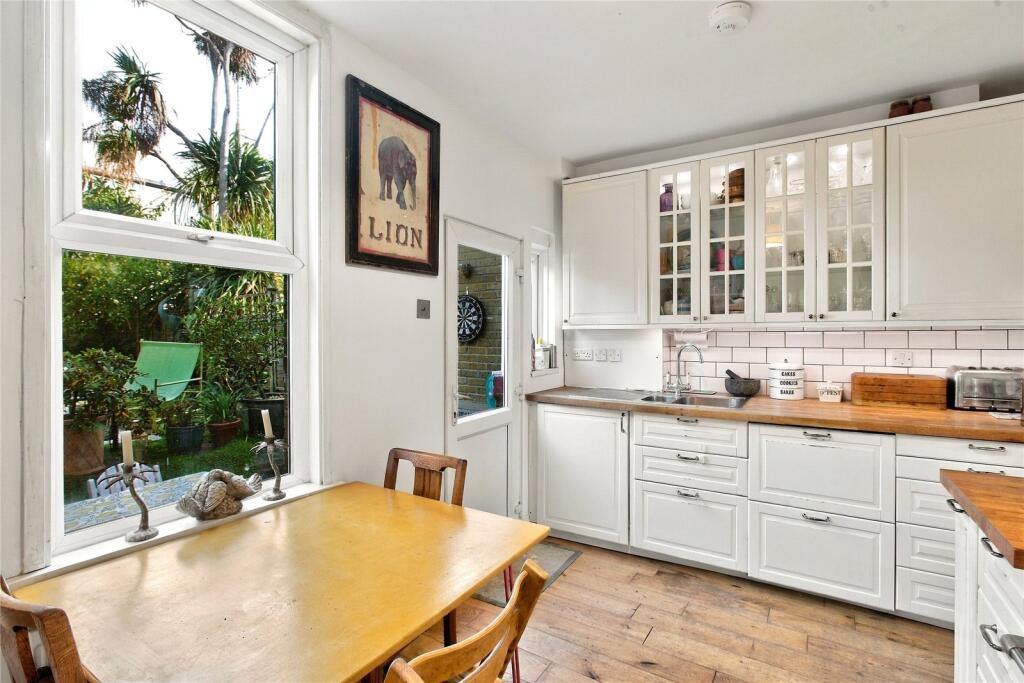 Main image of property: Lessingham Avenue, Tooting, SW17