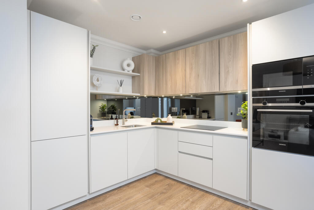 Main image of property: Royal Meadows,
Sciennes Road,
Edinburgh,
EH9 1LG