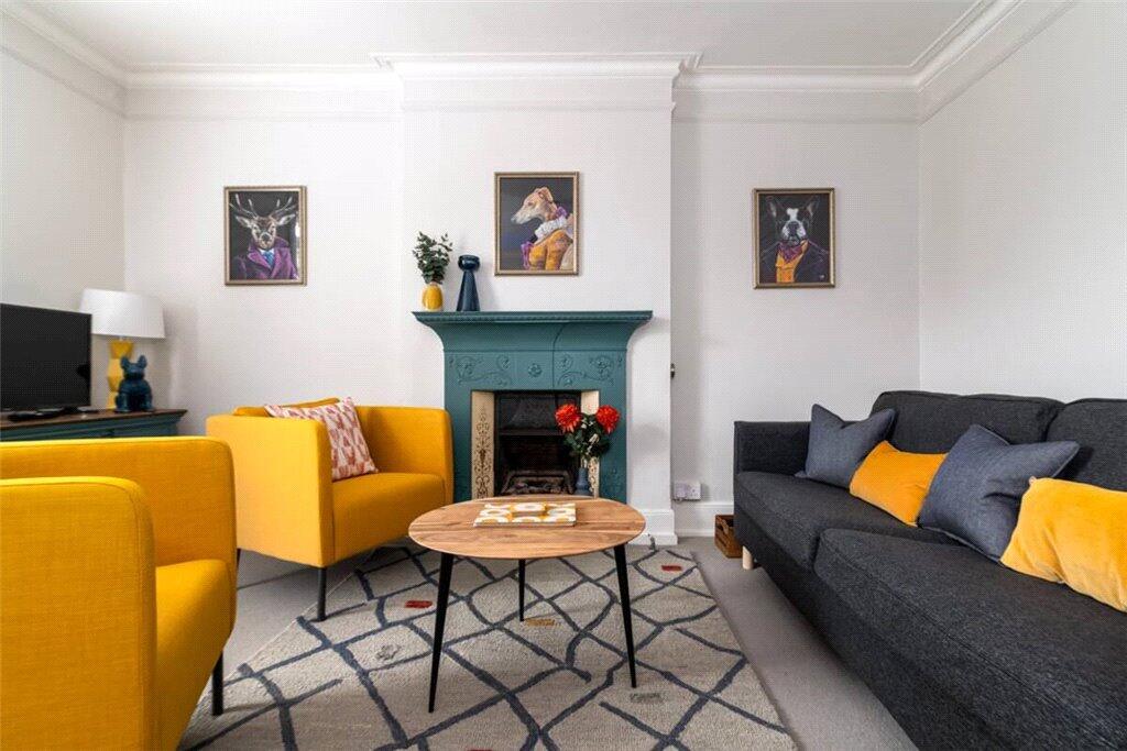 Main image of property: Wellesley Road, London, W4
