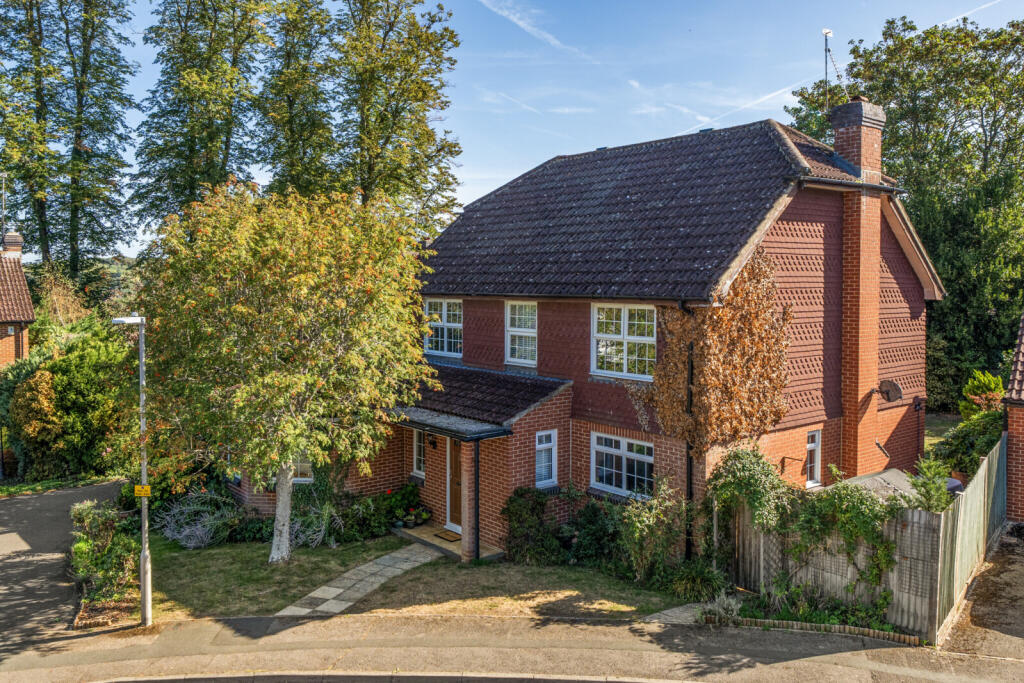Main image of property: Duncan Gardens, Purley on Thames, Reading, Berkshire, RG8