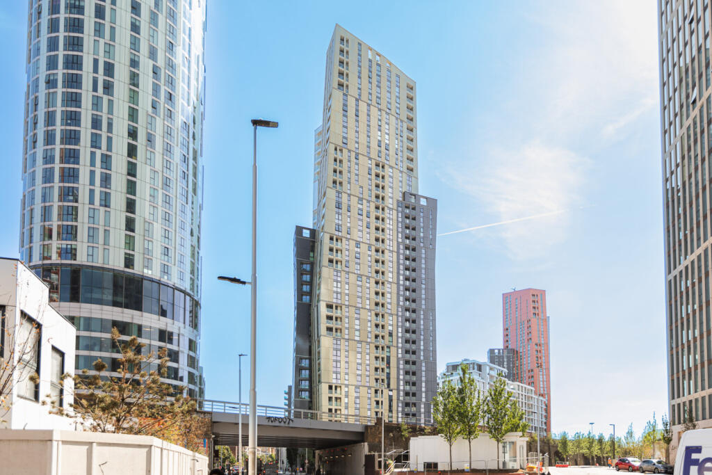 Main image of property: Wandsworth Road, Nine Elms, SW8