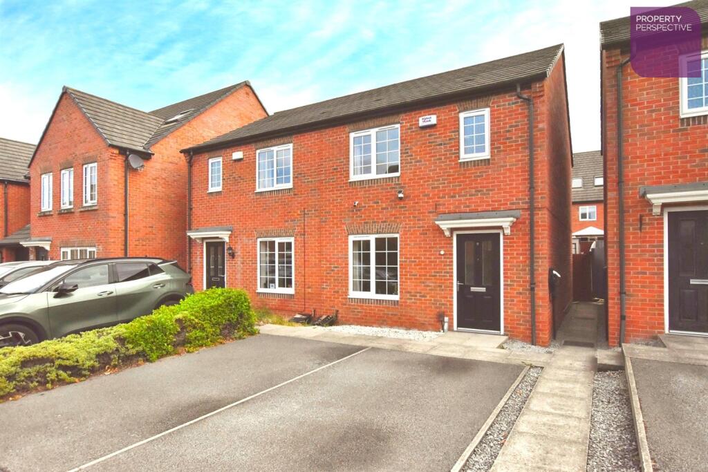 Main image of property: Weavers Way, DE55