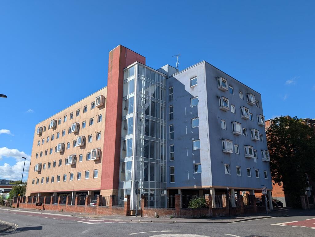 Main image of property: Anglesea Terrace, Southampton, SO14