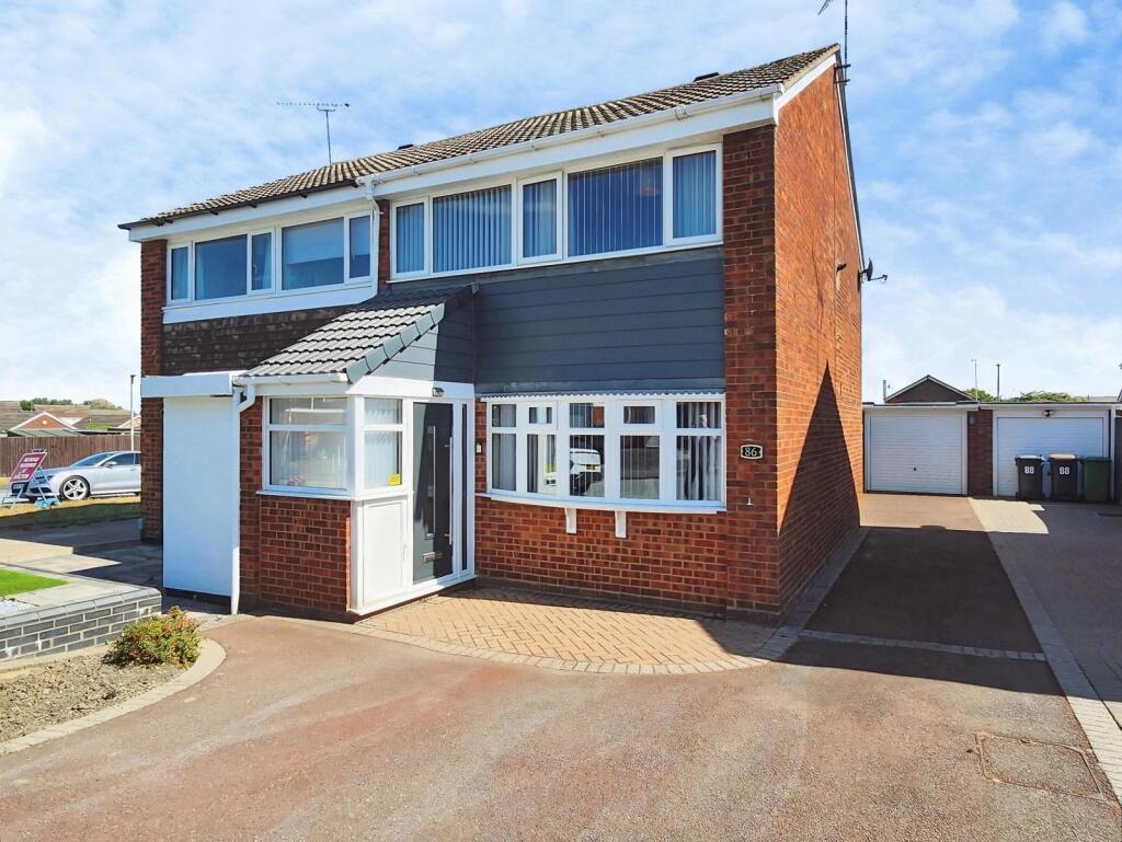Main image of property: Fair Isle Drive, Nuneaton, Warwickshire, CV10