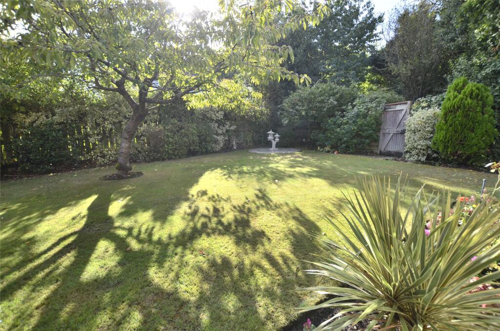 Main image of property: Apeldoorn Drive, Wallington, SM6