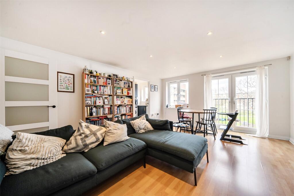 Main image of property: Lordship Lane, London