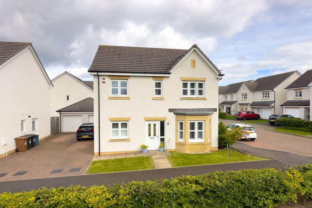 Main image of property: 30 Brock View, Currie, Edinburgh, EH14 5TW