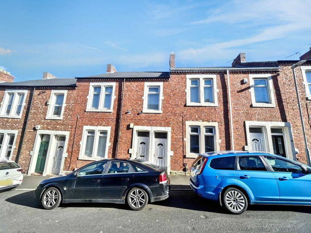 Main image of property: Park Terrace, Swalwell, Newcastle upon Tyne, Tyne and Wear, NE16 3BU