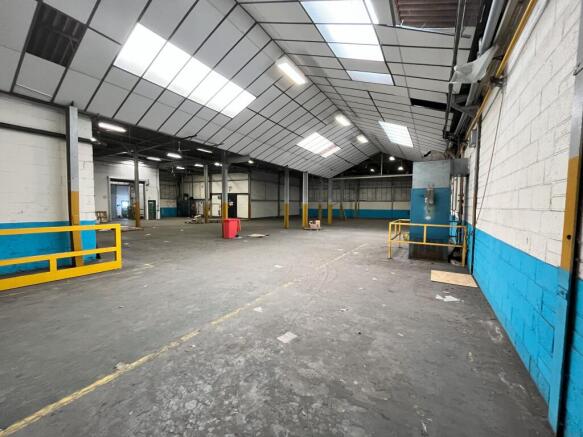 Warehouse photo 5