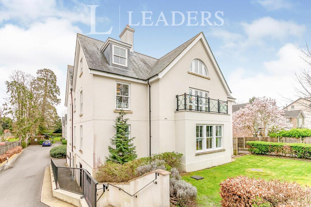 Main image of property: Wellingtonia Place, 42 Reigate Hill, Reigate, RH2
