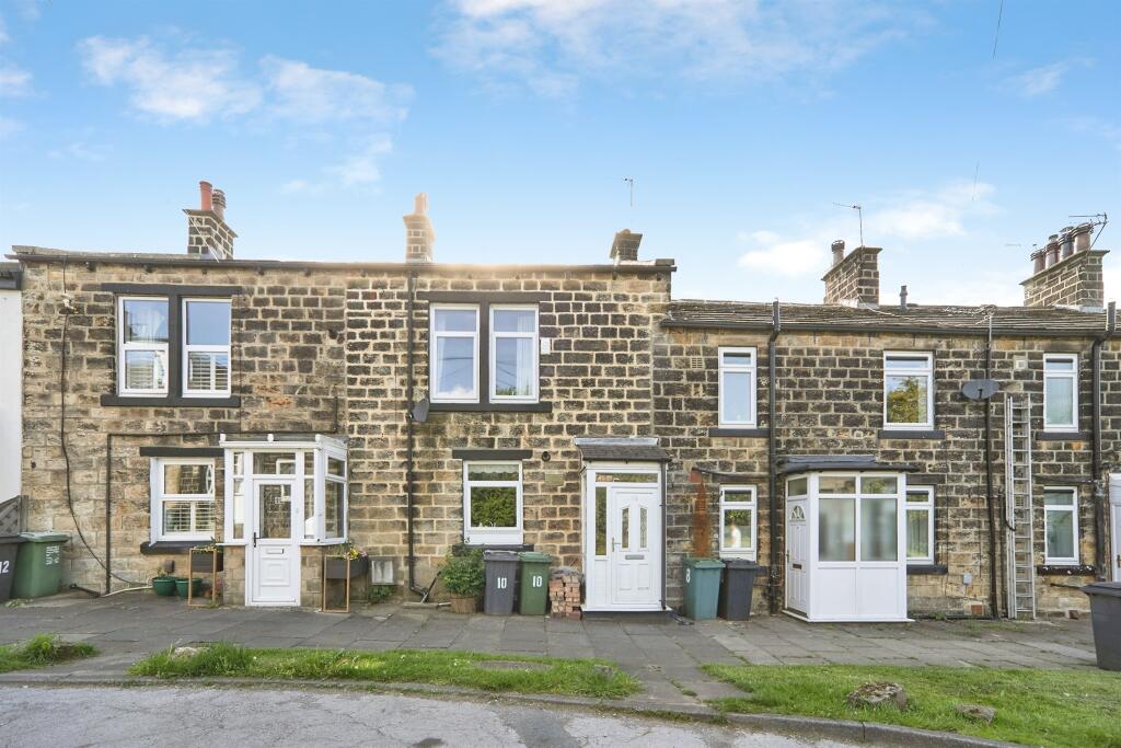 Main image of property: Rockfield Terrace, Yeadon, Leeds