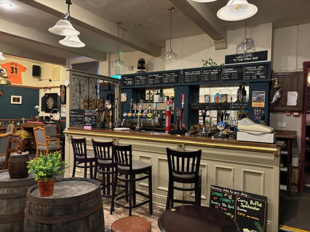 5 HK Bar.jpg