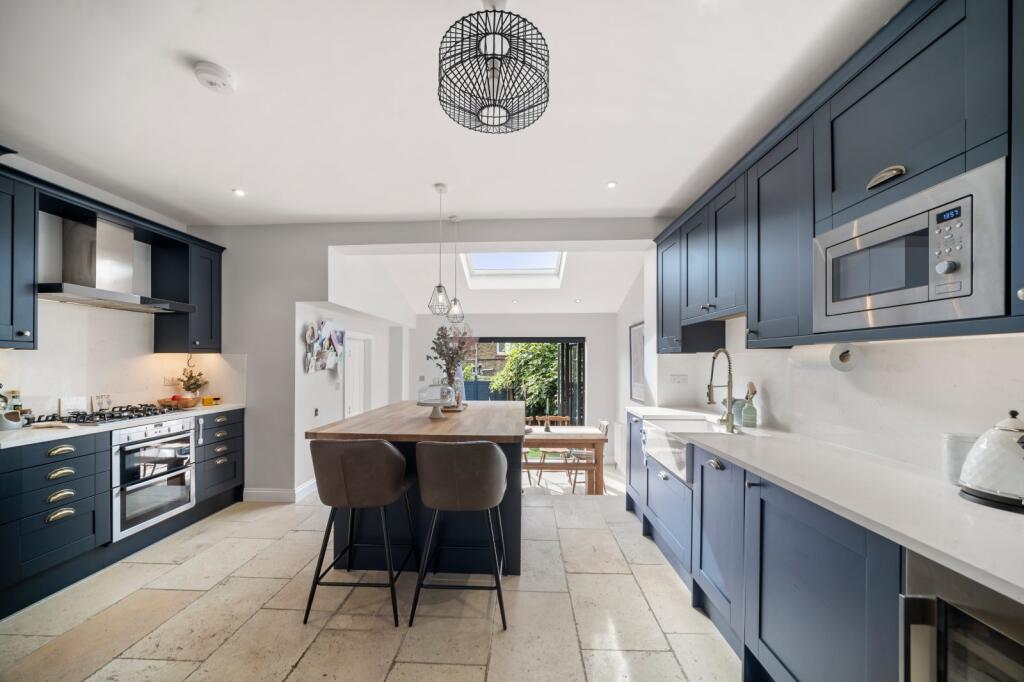 Main image of property: Lessingham Avenue, London, SW17