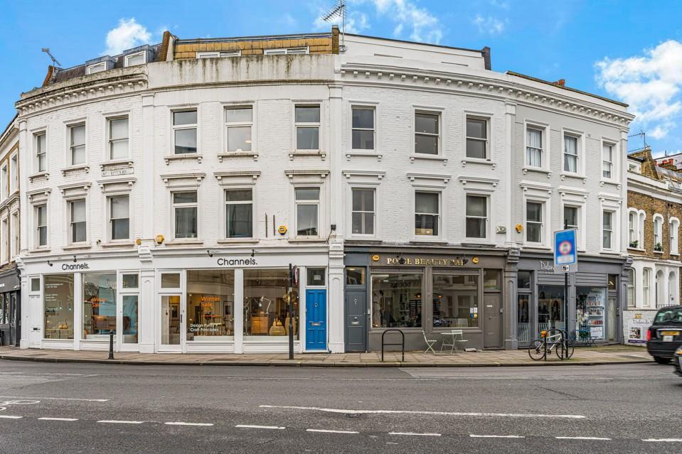 Main image of property: New Kings Road, Fulham