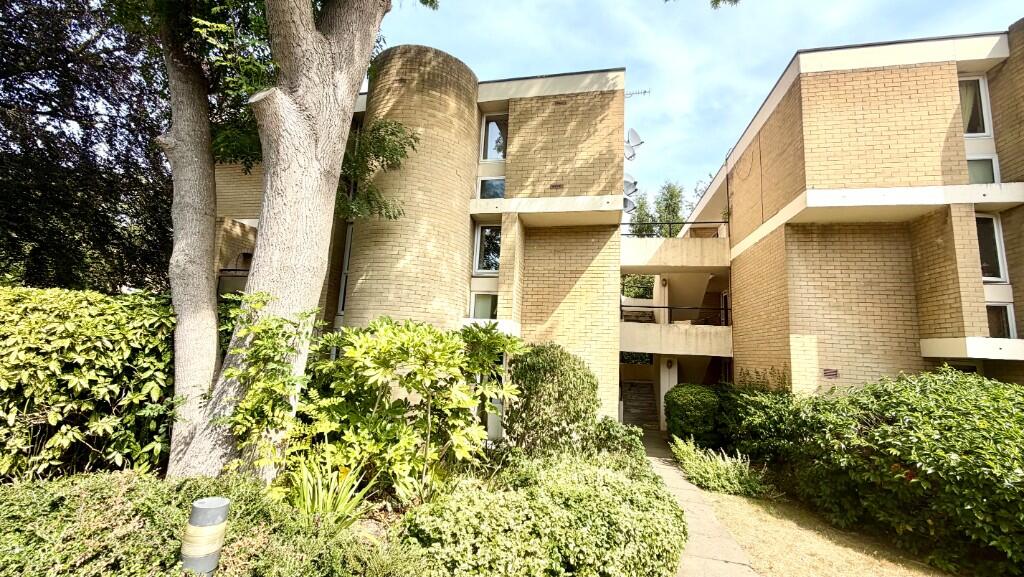 Main image of property: Apex Close, Beckenham, London, BR3