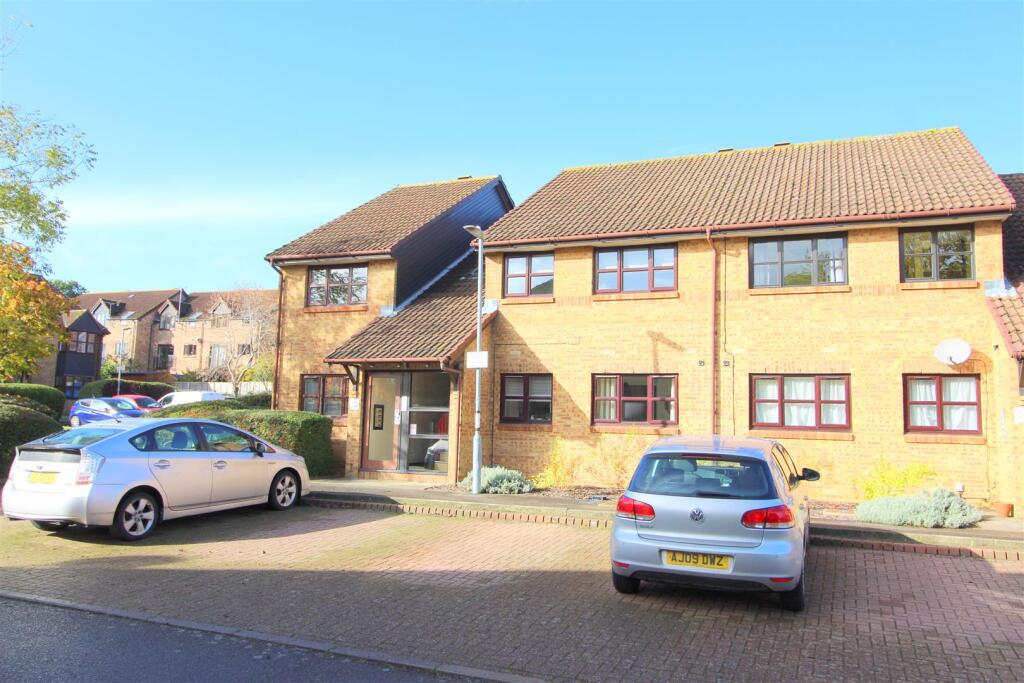 Main image of property: Milford Close, St. Albans