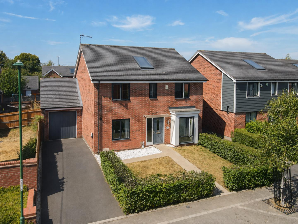 Main image of property: Brewill Grove, Nottingham