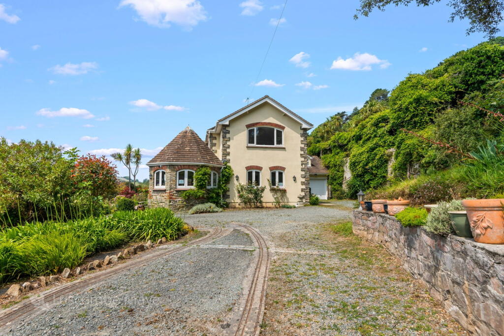 Main image of property: Sandhills Road, Salcombe