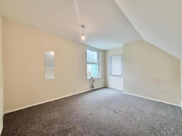 Bedroom 2.jpeg