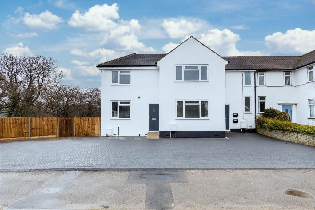 Main image of property: Park Avenue, Bushey, WD23