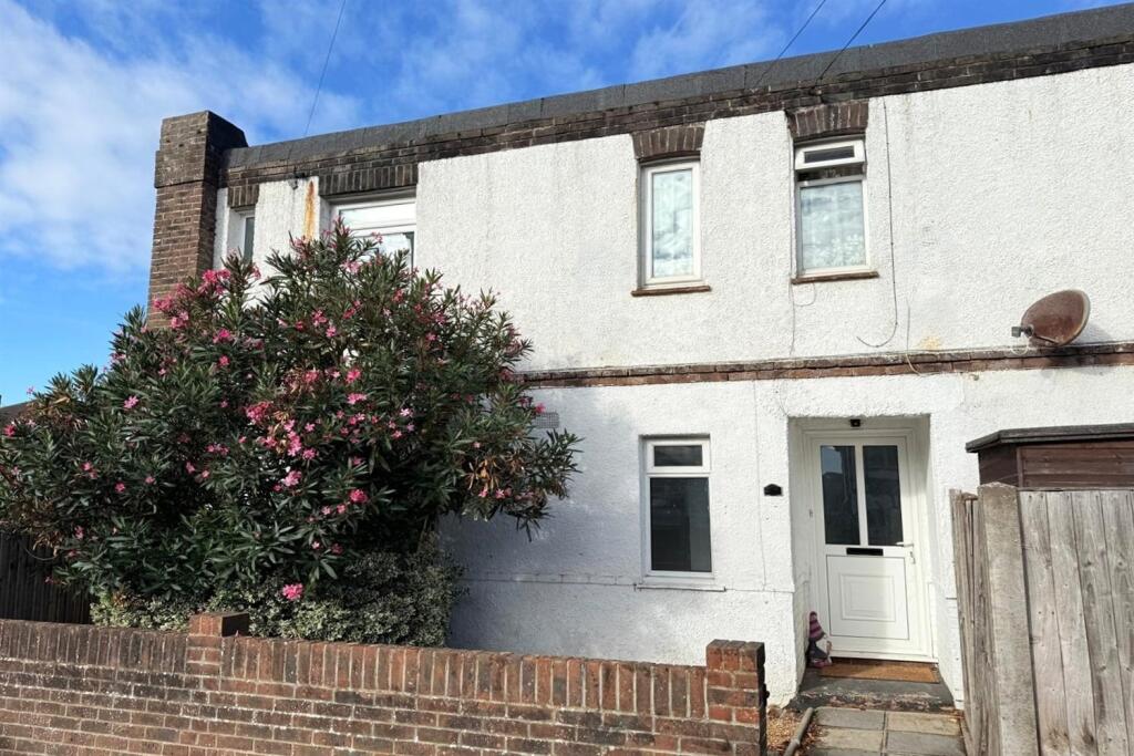 Main image of property: Westland Avenue, Worthing, BN14