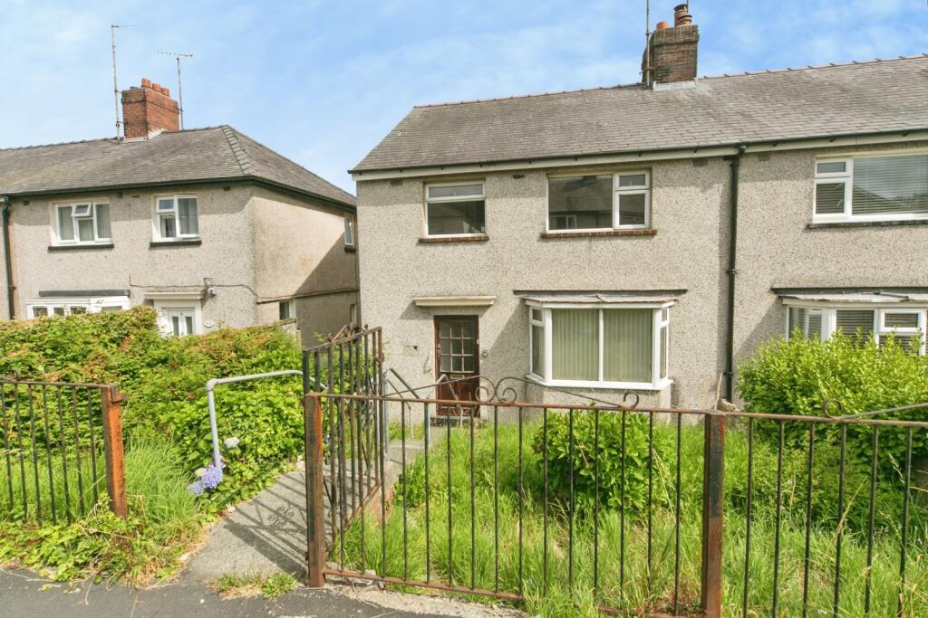 Main image of property: Cil Coed, Bangor, Gwynedd, LL57