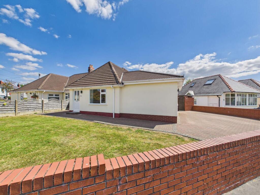 Main image of property: Lon-y-Deri, Rhiwbina, Cardiff. CF14