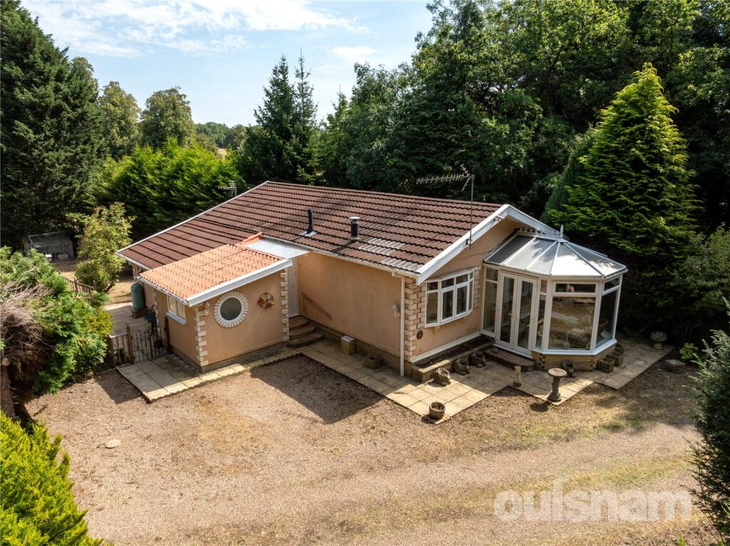 Main image of property: Hewell Lane, Tardebigge, Bromsgrove, Worcestershire, B60