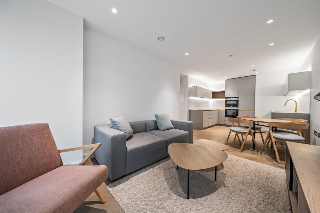 Main image of property: No.4, Upper Riverside, Cutter Lane, Greenwich Peninsula, SE10