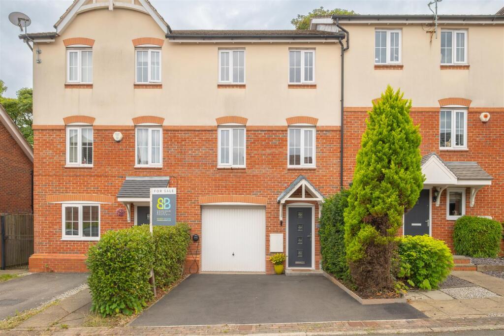 Main image of property: Blackthorn Drive, Lindley, Huddersfield, HD3 3BS