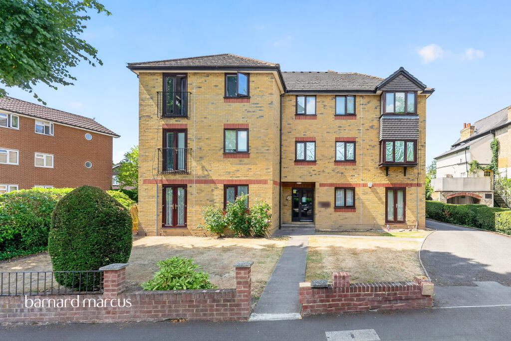 Main image of property: The Avenue, WORCESTER PARK