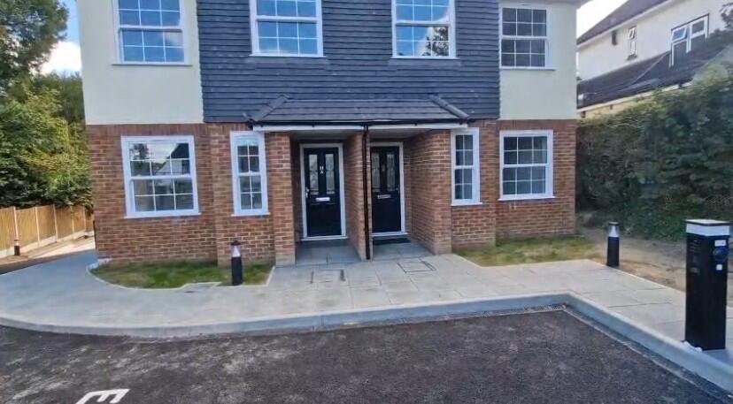 Main image of property: Hartley Old road, CR8