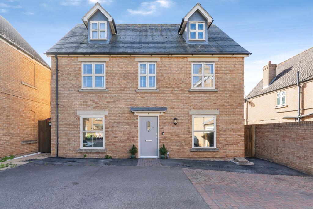 Main image of property: Hive End Court, Chatteris