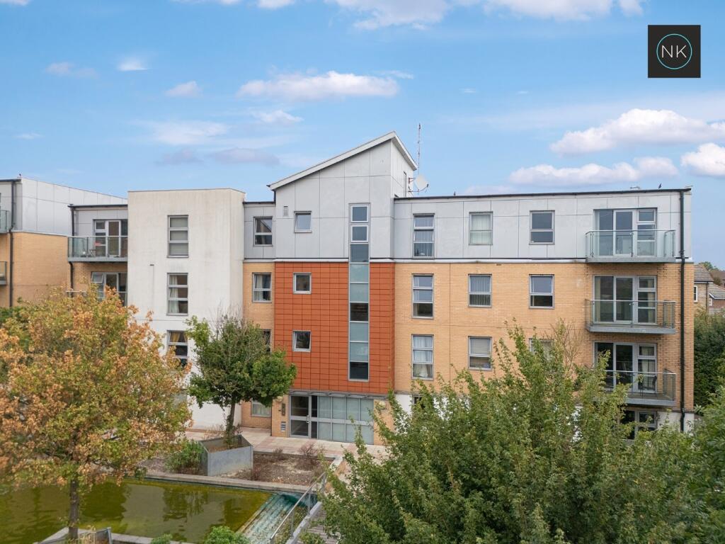 Main image of property: Queen Mary House, Queen Mary Avenue, South Woodford, London, E18