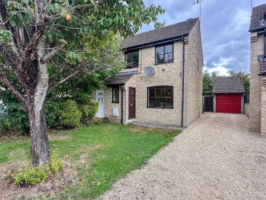 Main image of property: Orwell Close, Malmesbury