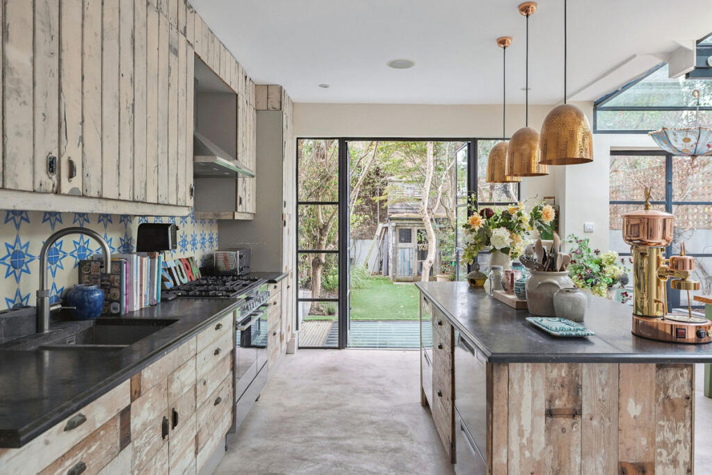 Main image of property: Dalgarno Gardens, London, W10