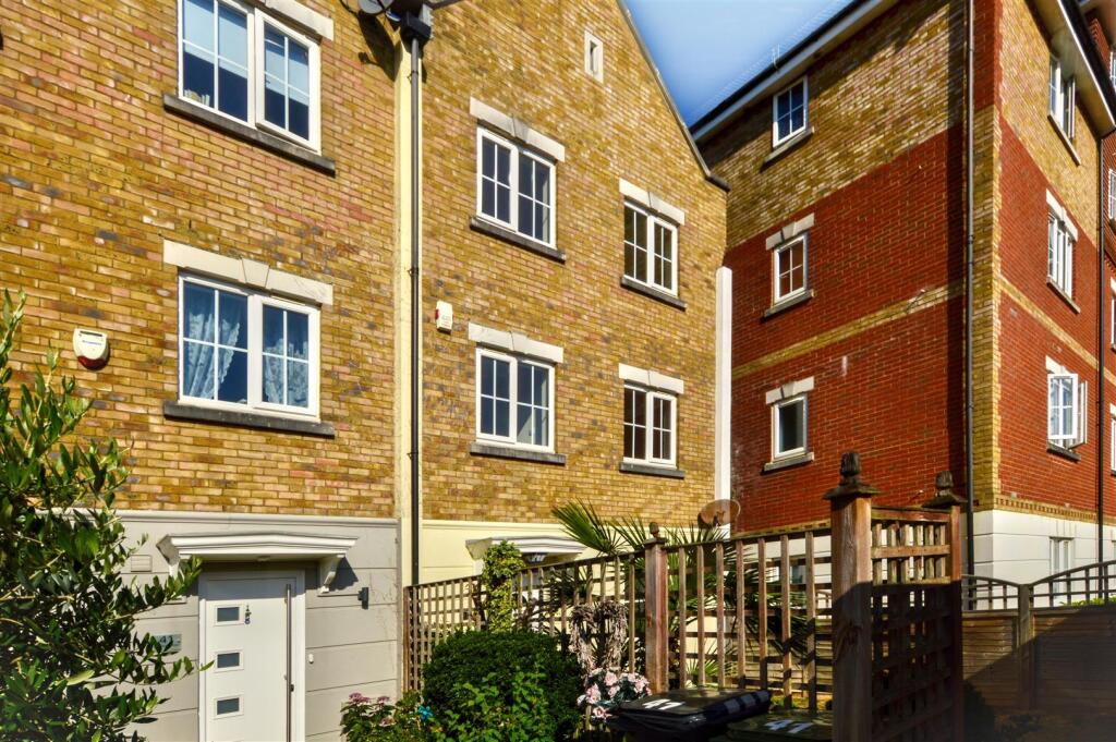 Main image of property: Long Beach View, Eastbourne