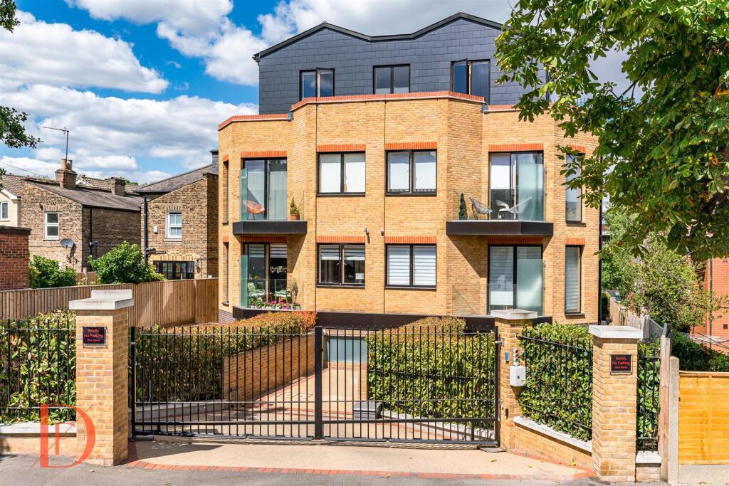 Main image of property: Palmerston Road, Buckhurst Hill