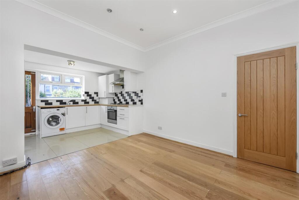 Main image of property: Killearn Road, London, SE6