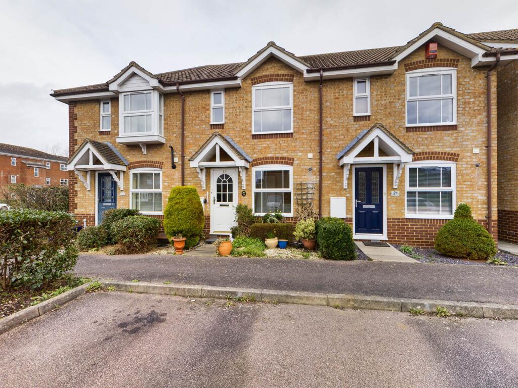 Main image of property: Guillemot Way, Aylesbury