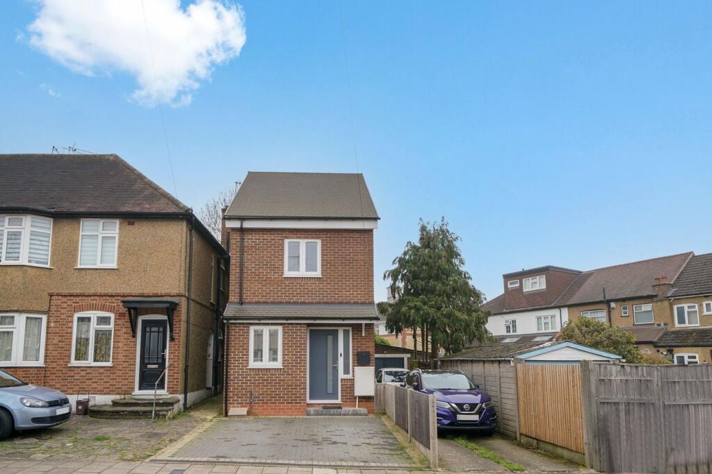 Main image of property: Kenerne Drive, Barnet, EN5