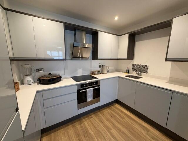 Main image of property: Kensington Court, Luton, Beds