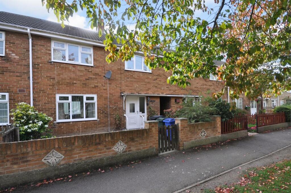 Main image of property: Houps Road, Thorne, Doncaster, DN8